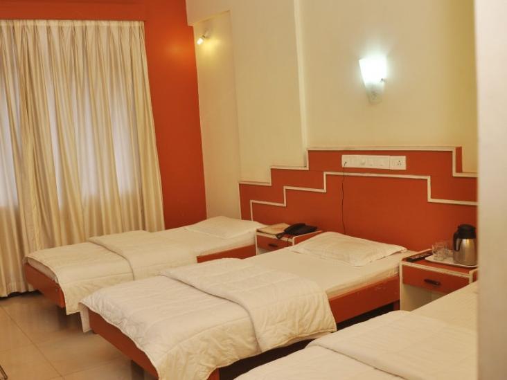 Hotel Satyaheera Mapusa Exterior photo